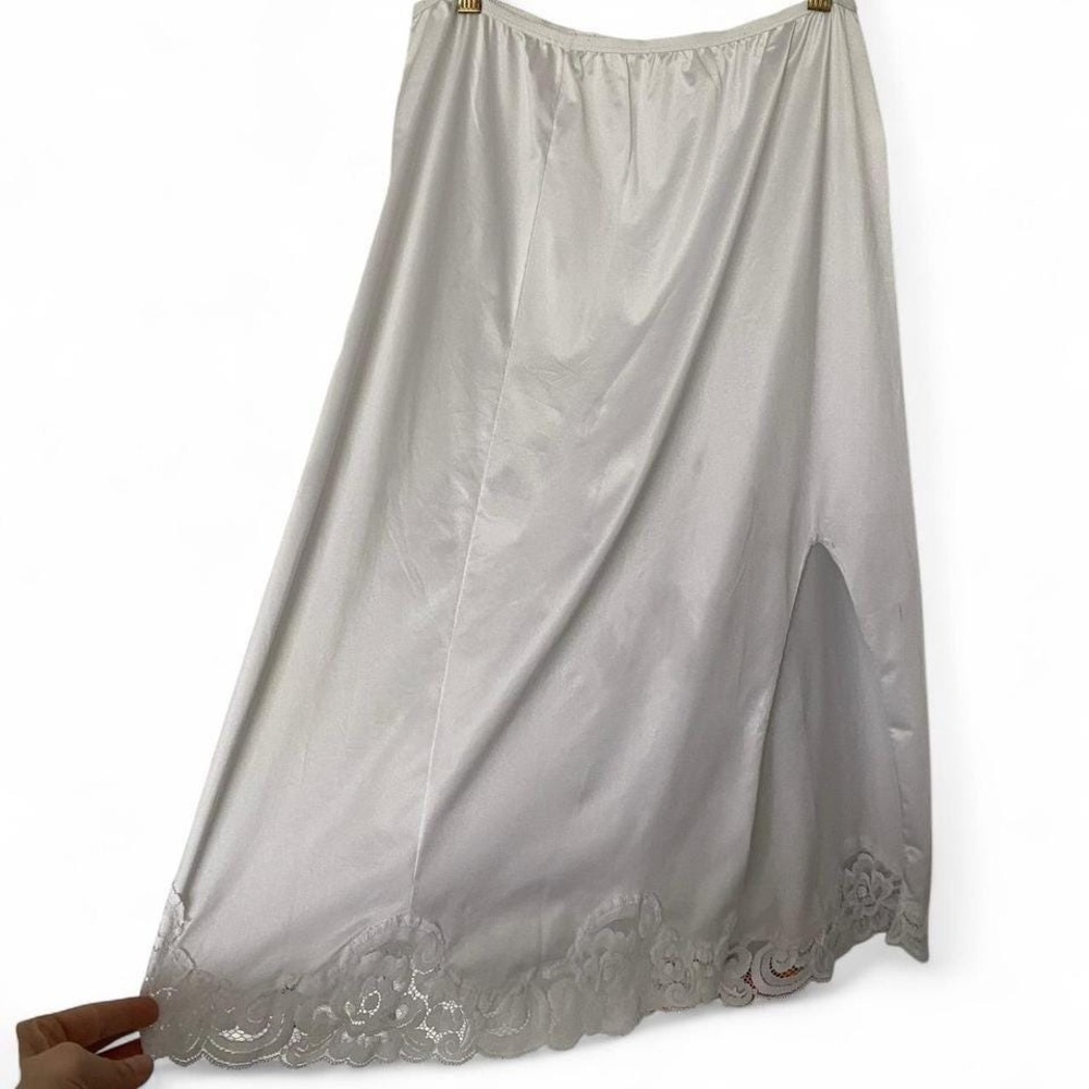 Vanity Fair vintage white slip skirt